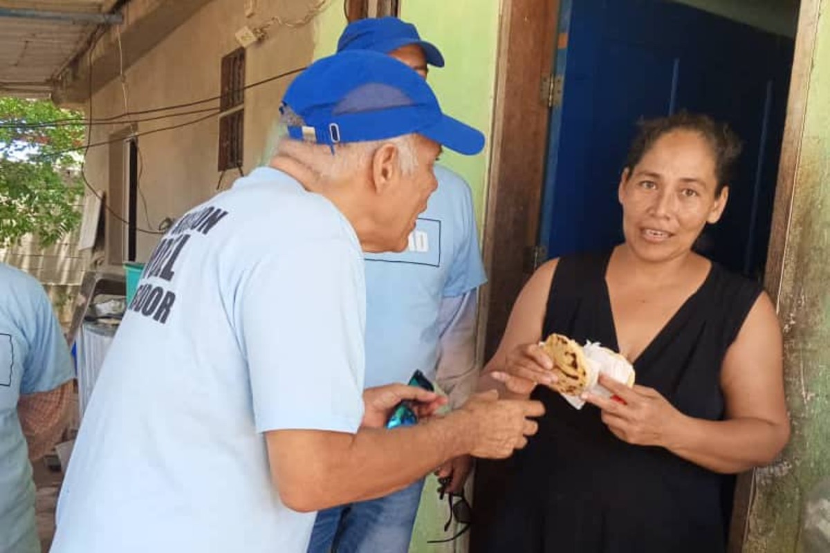 Min Unidad lleva a cabo el tradicional Arepazo en apoyo a las familias de Aricagua (3)