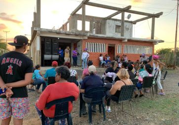 Vecinos de La Encrucijada apoyan la continuidad de Morel Rodríguez