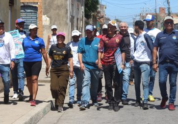 Fuerza Vecinal Mariño realizó exitoso Casa x Casa en Punda