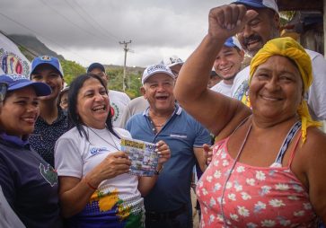 AD se despliega en las calles margariteñas para lograr la victoria este 25 de mayo