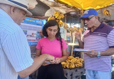 ¡El terminal de pasajeros de Porlamar recibe el mensaje electoral para este 25 de mayo!