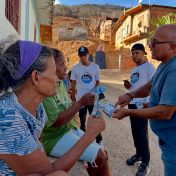 Fuerza Vecinal continúa recorriendo las calles de Mariño y Tubores